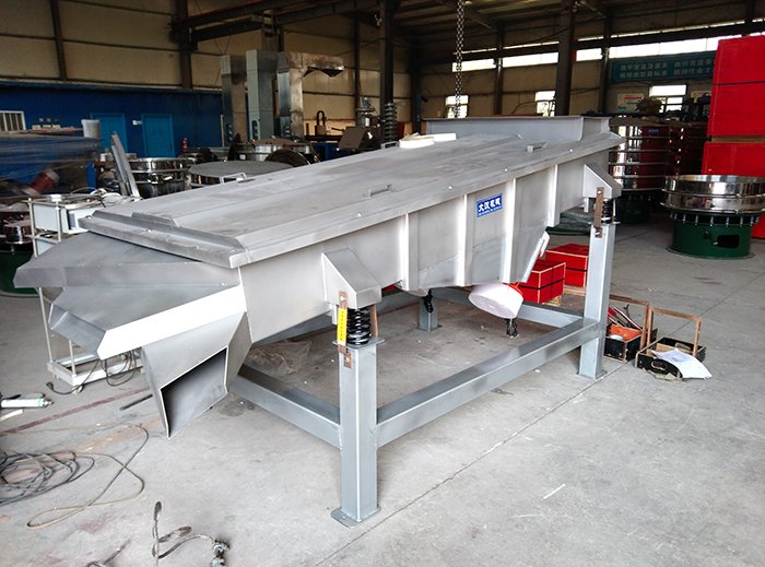 怎么避免直线振动筛筛网堵塞